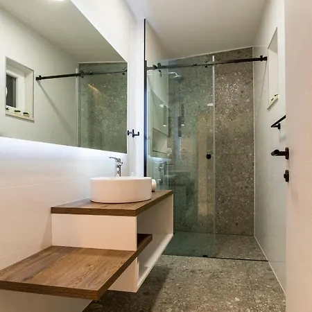 Apartments & Rooms Graso Split Exterior foto