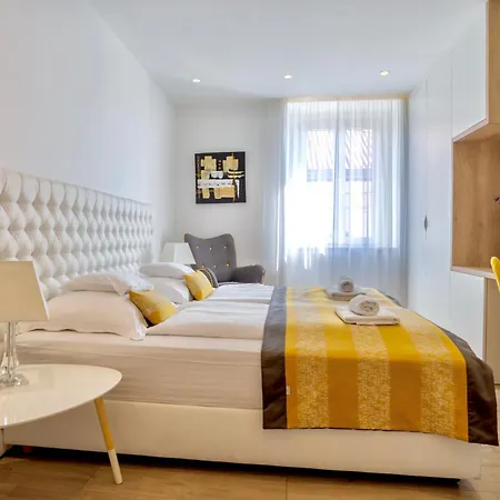 Apartments & Rooms Graso Split Exterior foto
