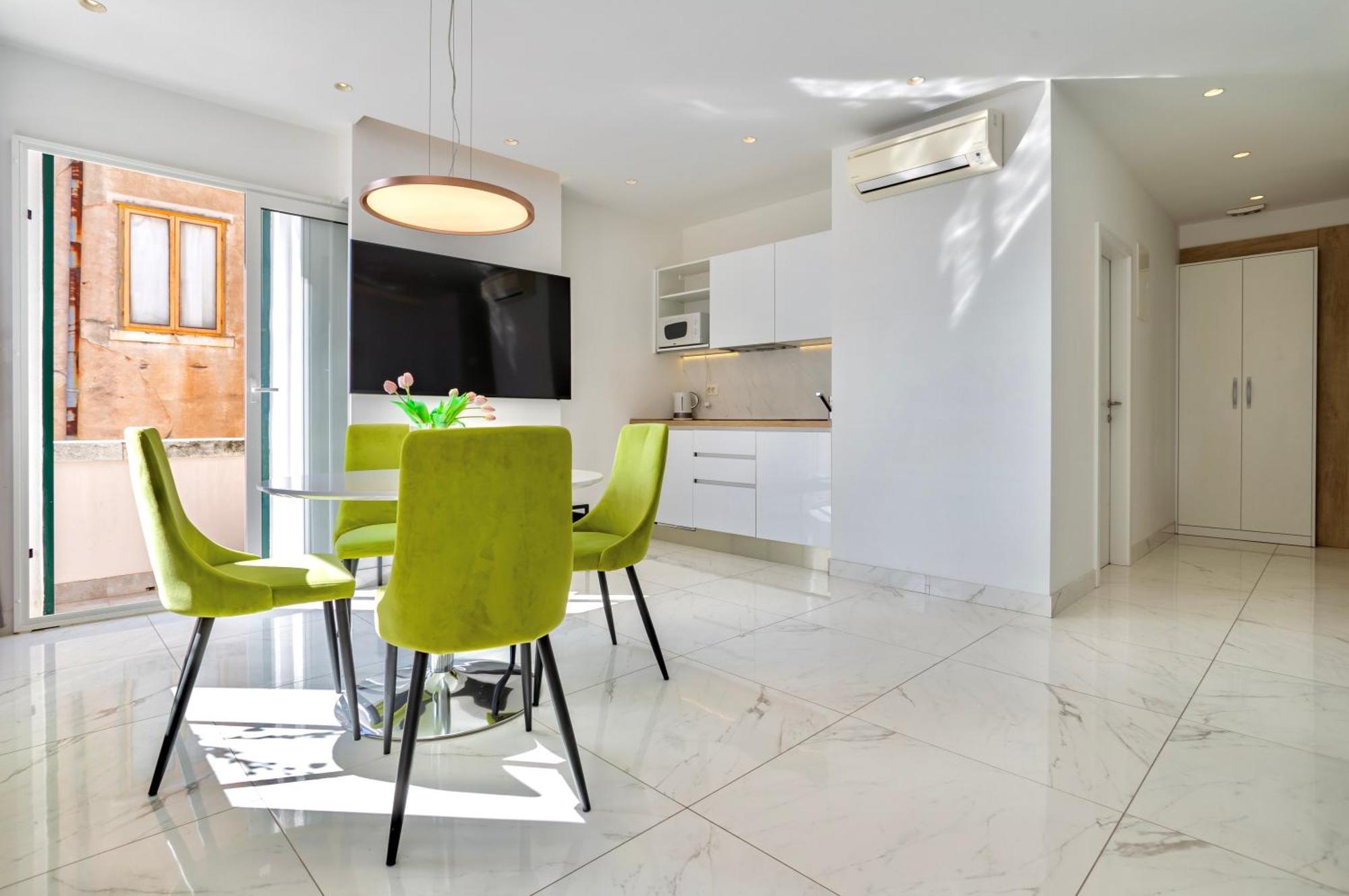 Apartma Apartments & Rooms Graso